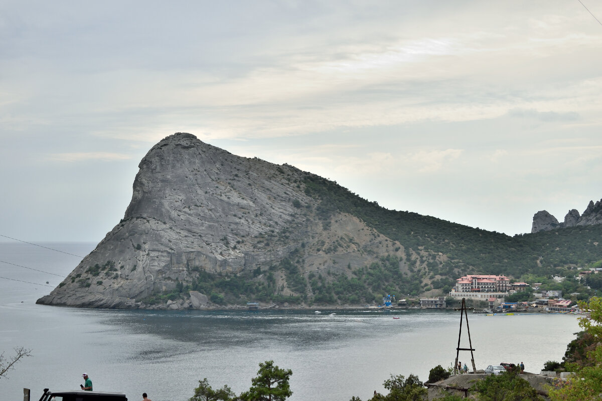 Новый Свет. Гора Коба-Кая. Зелёная бухта. Фотография автора статьи.  