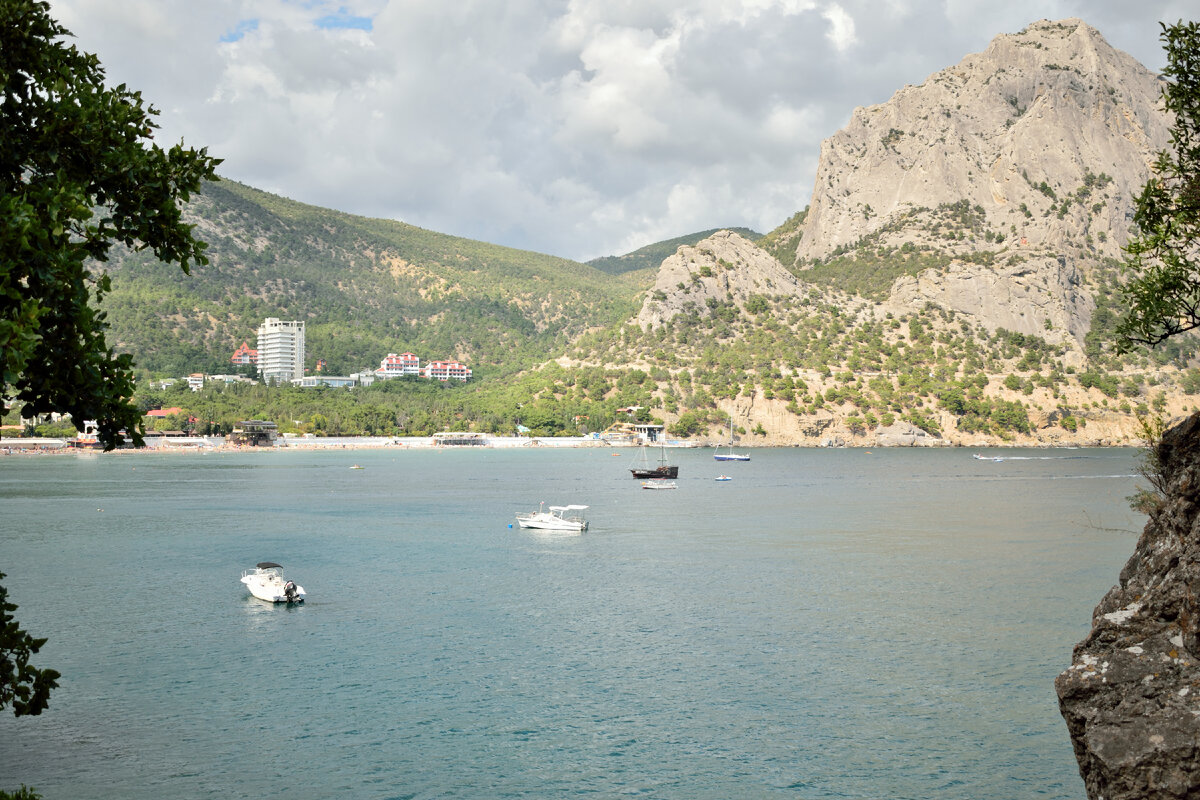 Новый Свет. Зелёня бухта. Фотография автора статьи. 