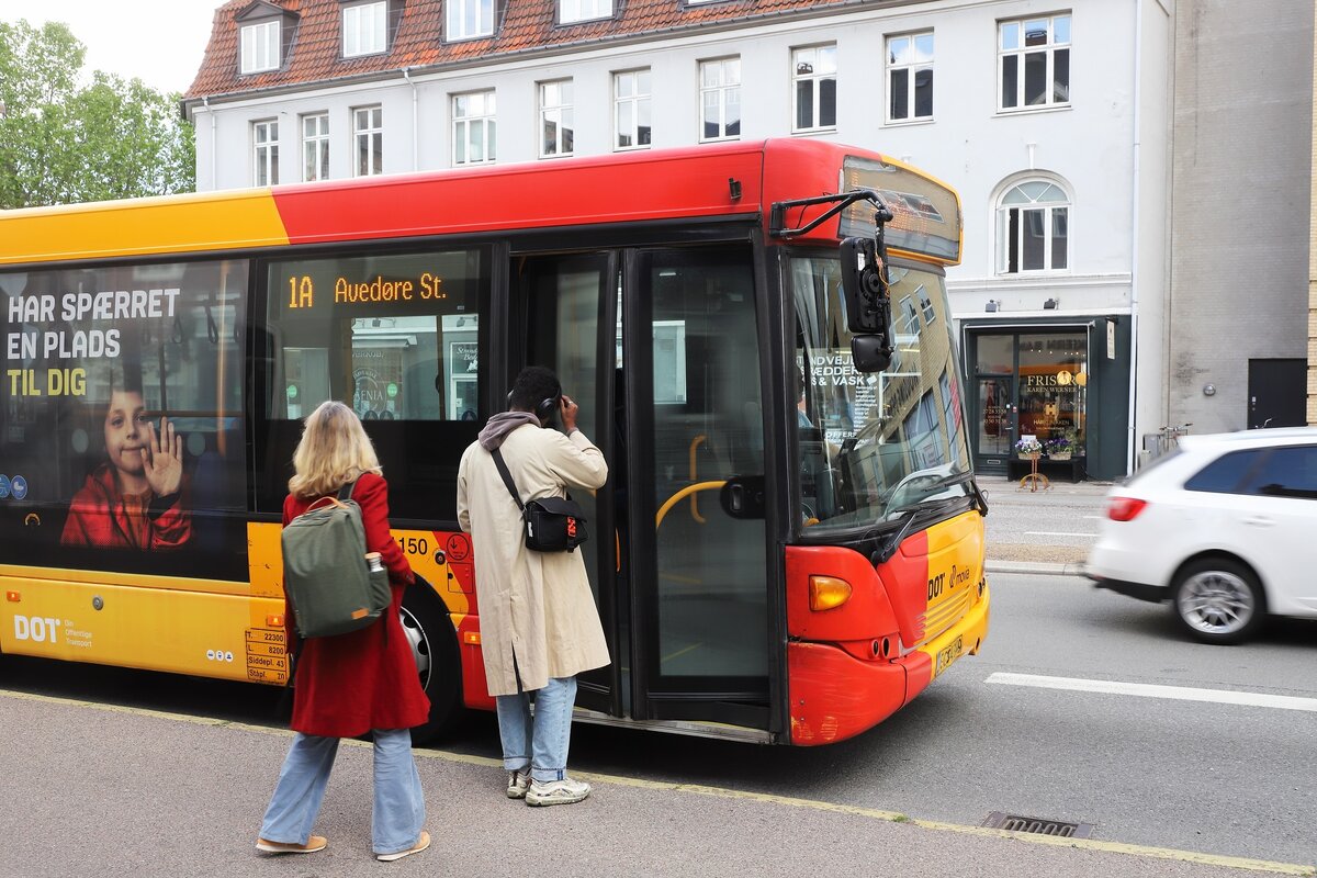 Roland Magnusson, Shutterstock