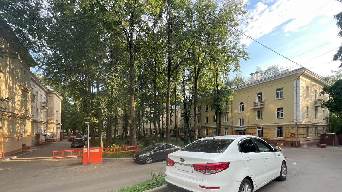 Измайловский проспект, 47-49. Дома Центрального телеграфа Министерства связи СССР. Вид со двора.