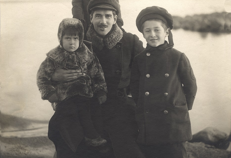 Дети Корнея Чуковского - счастье и трагедии знаменитого сказочника