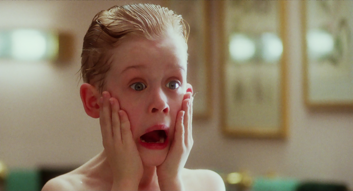 Кадр из фильма "Один дома" (Home Alone - 1990)