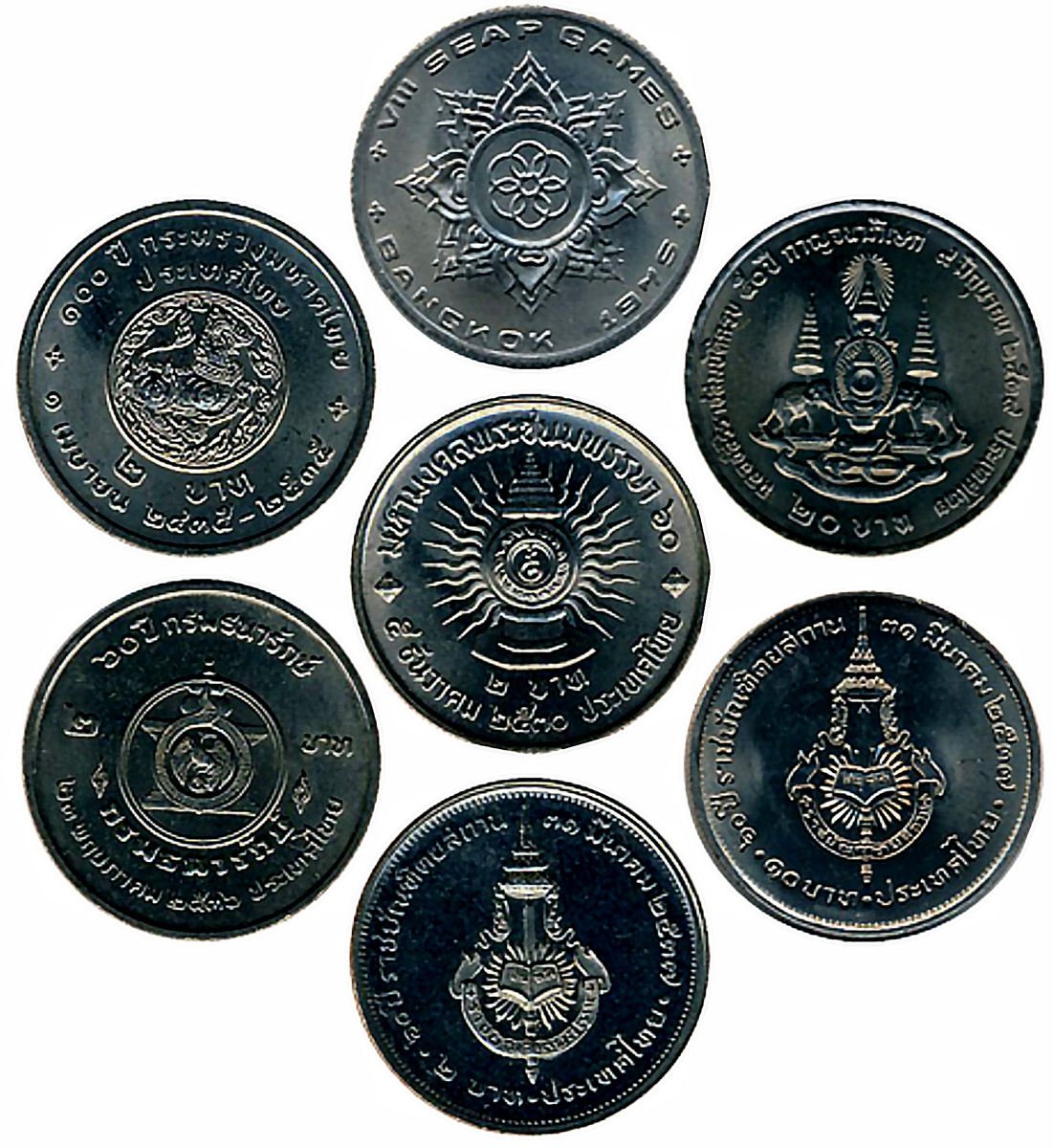 Нашли два одинаковых? А теперь приглядитесь внимательнее - они разные!!!