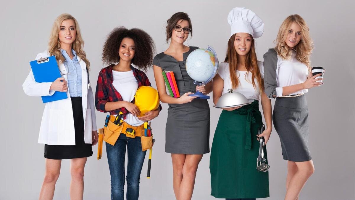   Доктор, инженер, учитель, повар, маркетолог:Freepik