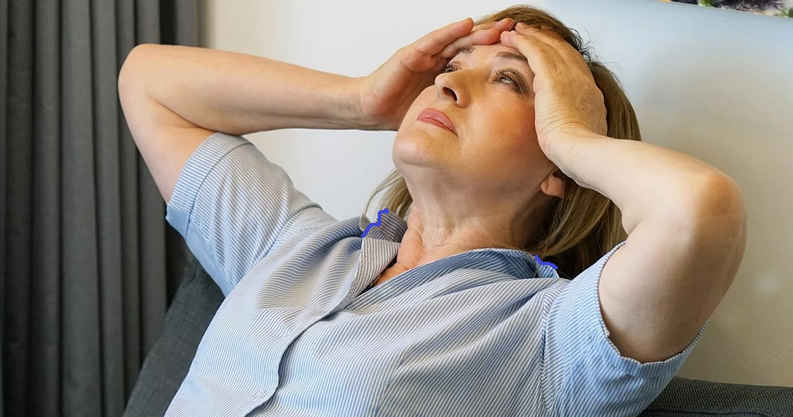 От сухого воздуха в помещении у людей болит голова