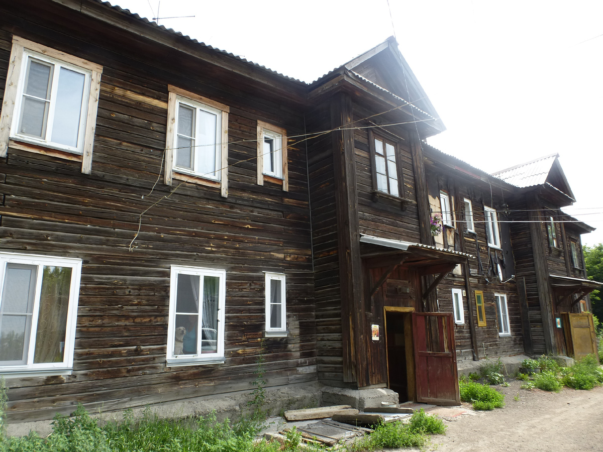 Дом разрушен – не беда, восстановим. Даже если участок чужой. Фото: Мир квартир