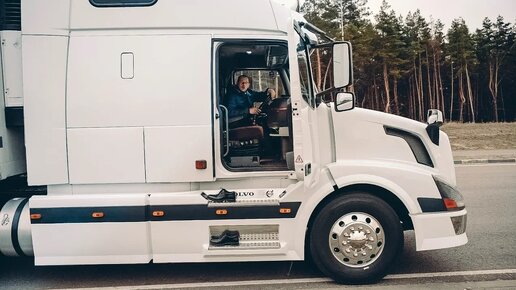 Вот ЧТО в КАБИНЕ VOLVO VNL 670! МЕЧТА ДАЛЬНОБОЙЩИКА!