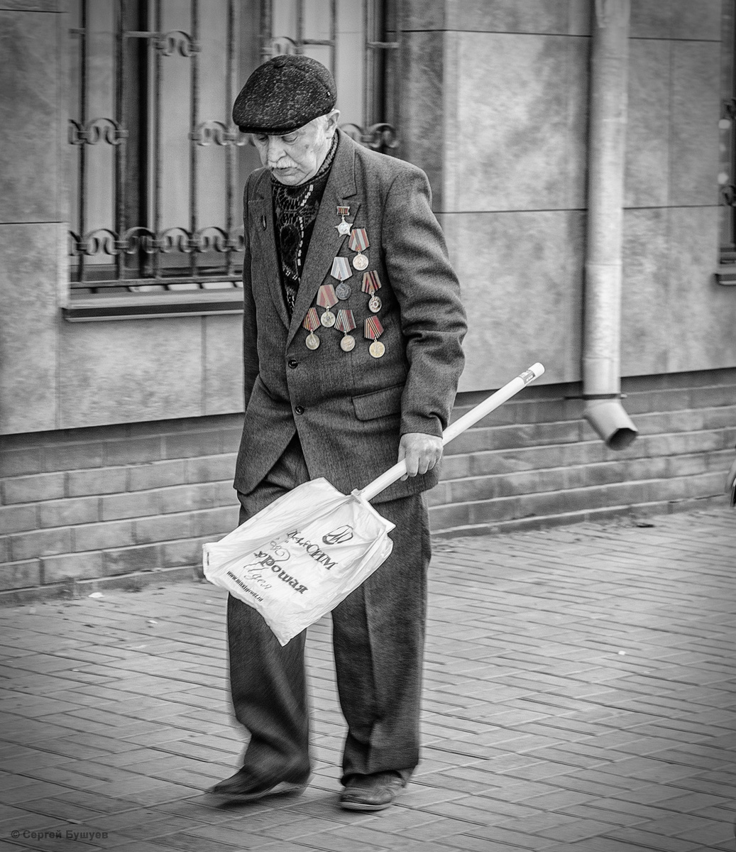 фото Сергея Бушуева "Парад Победы. Бессмертный полк. На построение