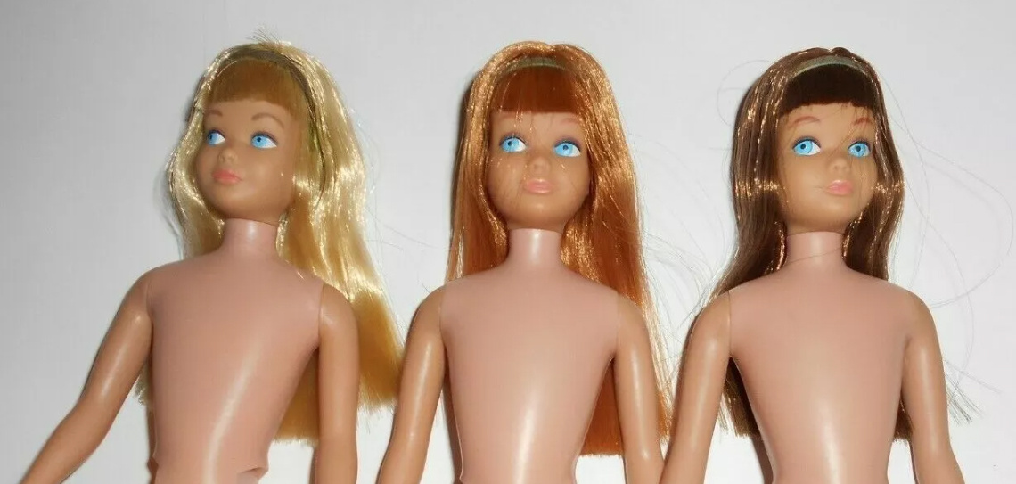 Практически новенькие Скиппер из 60-х, демонстрирующие разницу в цвете волос. Фото с ebay.