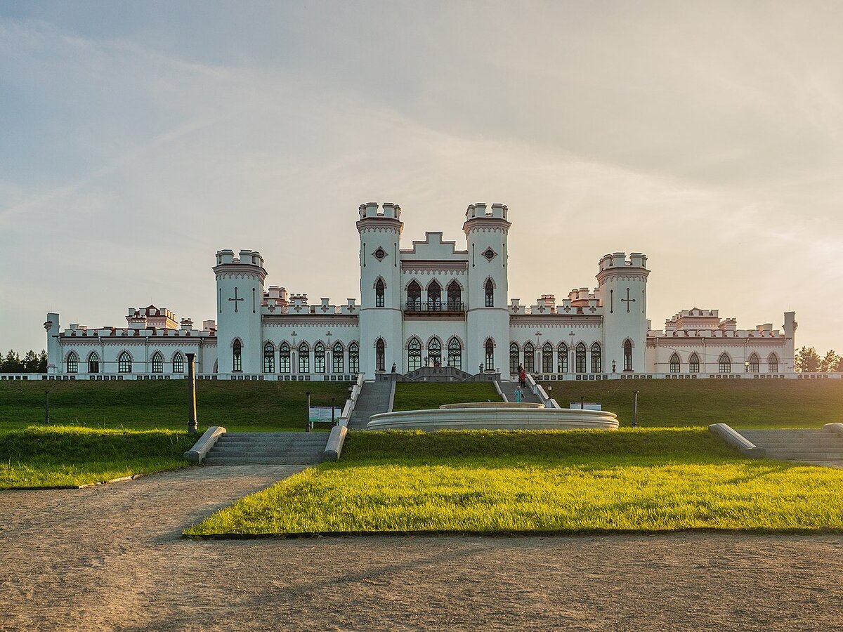 Прогулка по старинной Беларуси: завораживающий Дворец Пусловских в Коссово  | Путешествия с БизнесБас | Дзен