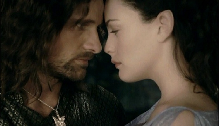 АРАГОРН И АРВЕН. Кадр из фильма Властелин колец. (режиссёр Питер Джексон)