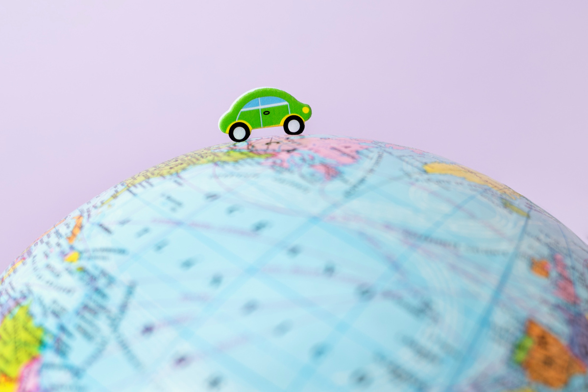 https://ru.freepik.com/free-photo/paper-style-earth-globe-with-car_25403701.htm#fromView=search&page=1&position=3&uuid=423e806c-1b9d-4b71-8fa3-482ecac95417&query=%D0%BD%D0%BE%D0%B2%D0%BE%D1%81%D1%82%D0%B8+%D0%B8%D0%B7+%D0%BC%D0%B8%D1%80%D0%B0+%D0%B0%D0%B2%D1%82%D0%BE%D0%BC%D0%BE%D0%B1%D0%B8%D0%BB%D0%B5%D0%B9