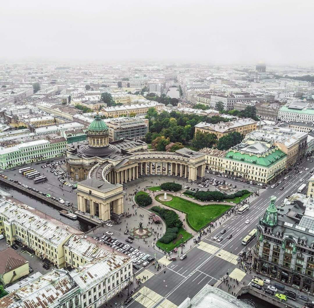 Казанский собор. Невский проспект.