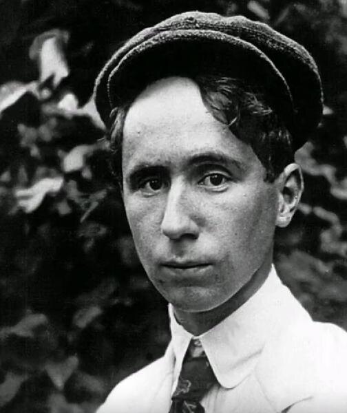    Бертольд Брехт. Фото: кадр из видео 