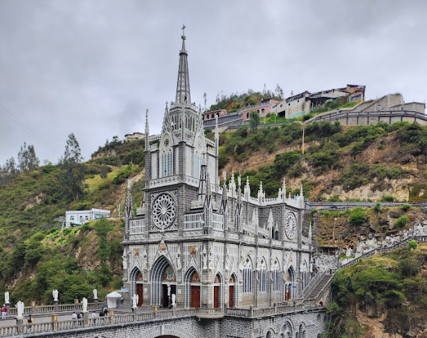 Монастырь Лас Лахас, тур по Колумбии