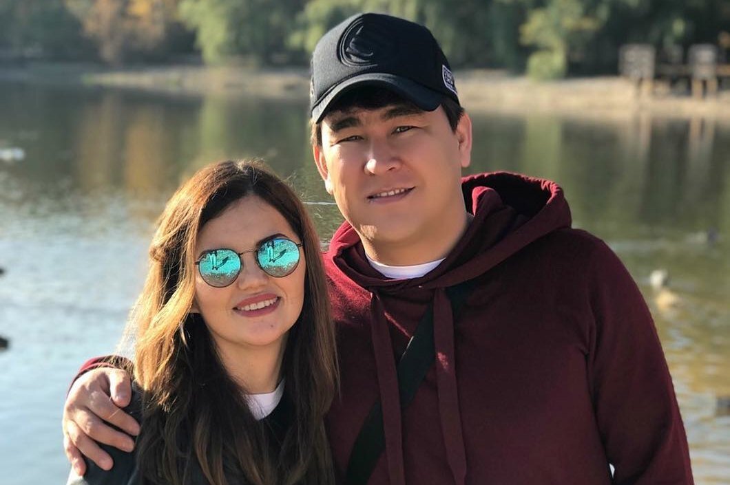     Почему Азамат Мусагалиев называет себя «третьим ребёнком в семье»