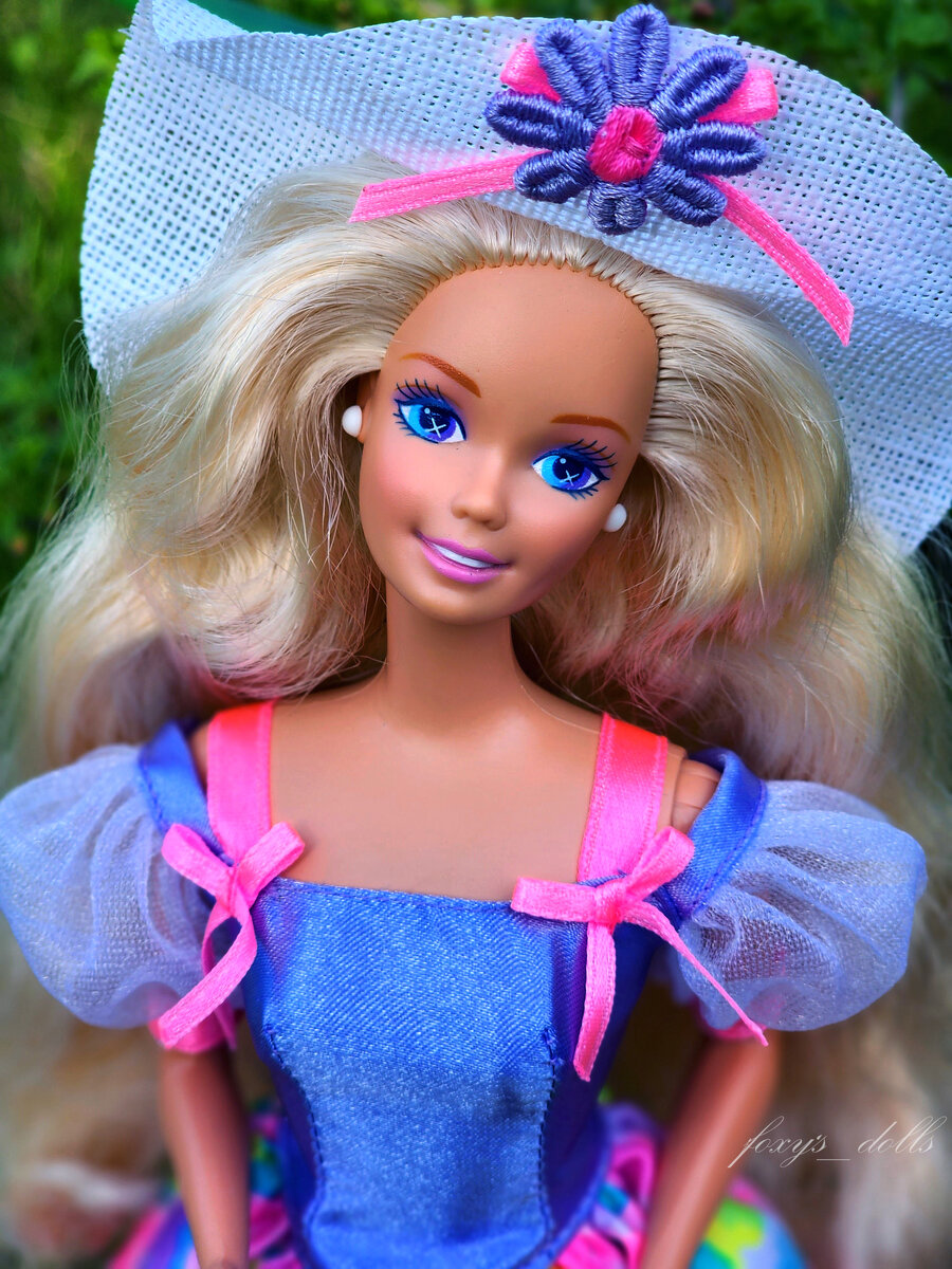 Sweet Magnolia Barbie 1996