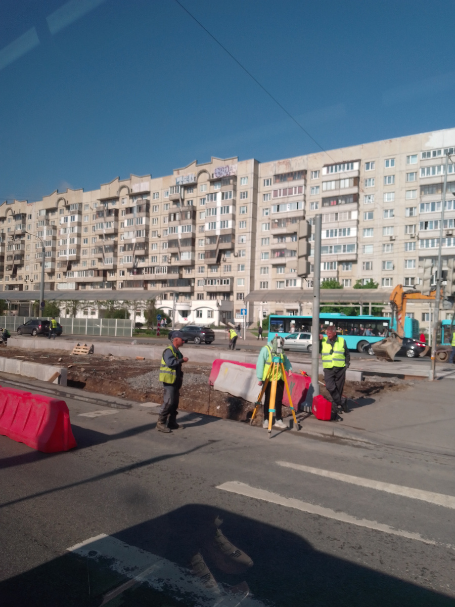 Строительство платформы для пассажиров 