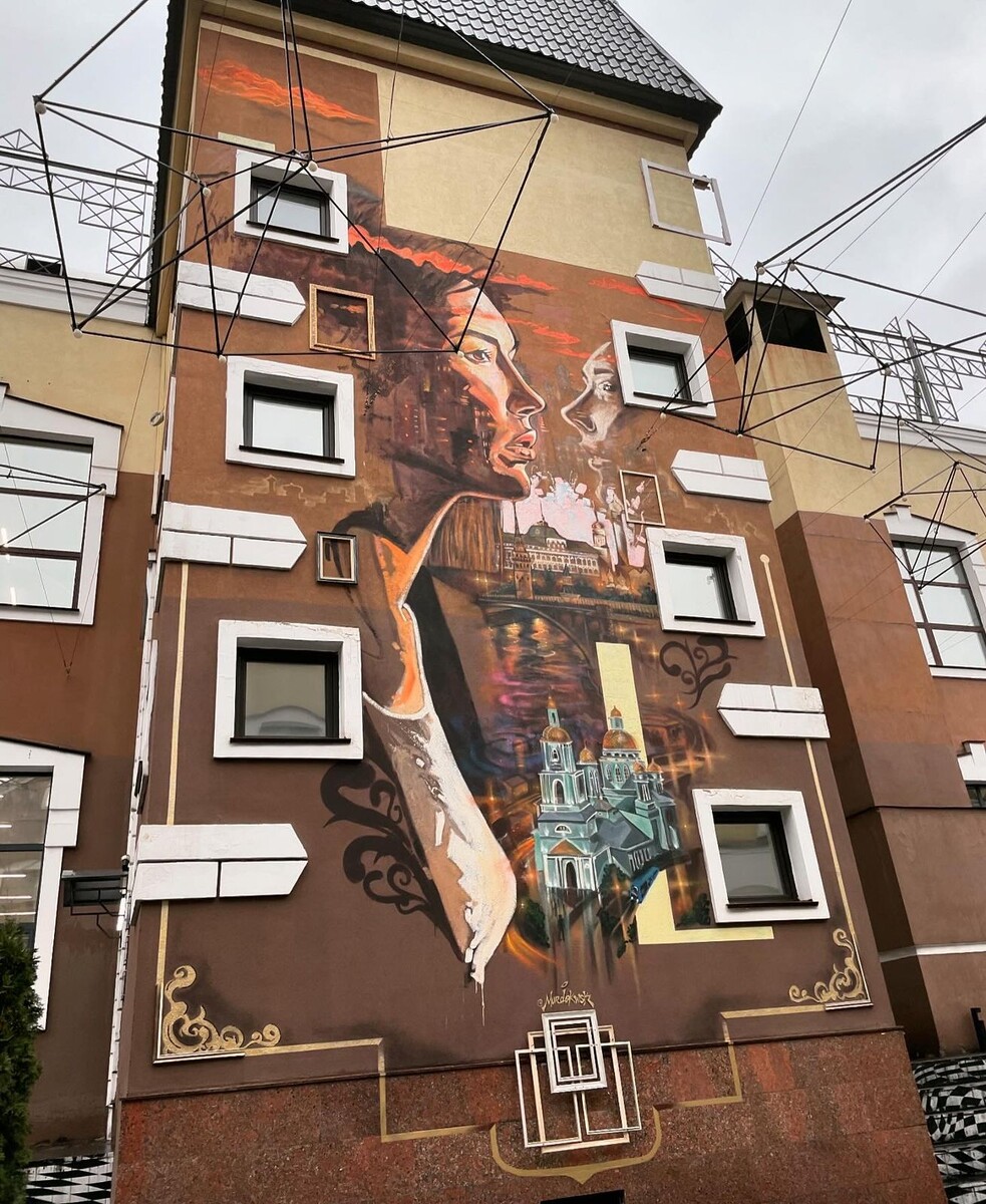 Басманный двор на Спартаковской площади © "Покажу Москву"