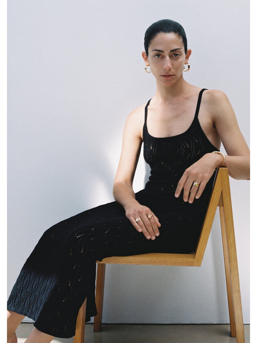     MANGO, shop.mango.com