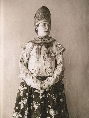 Из коллекции русских костюмов Натальи Шабельской