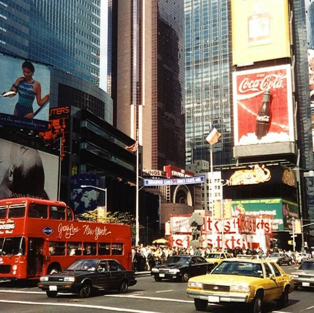 Америка в 1990. Нью Йорк 1995. Нью Йорк 1990 год. Нью-Йорк в 90-е. Нью Йорк 2000 год.