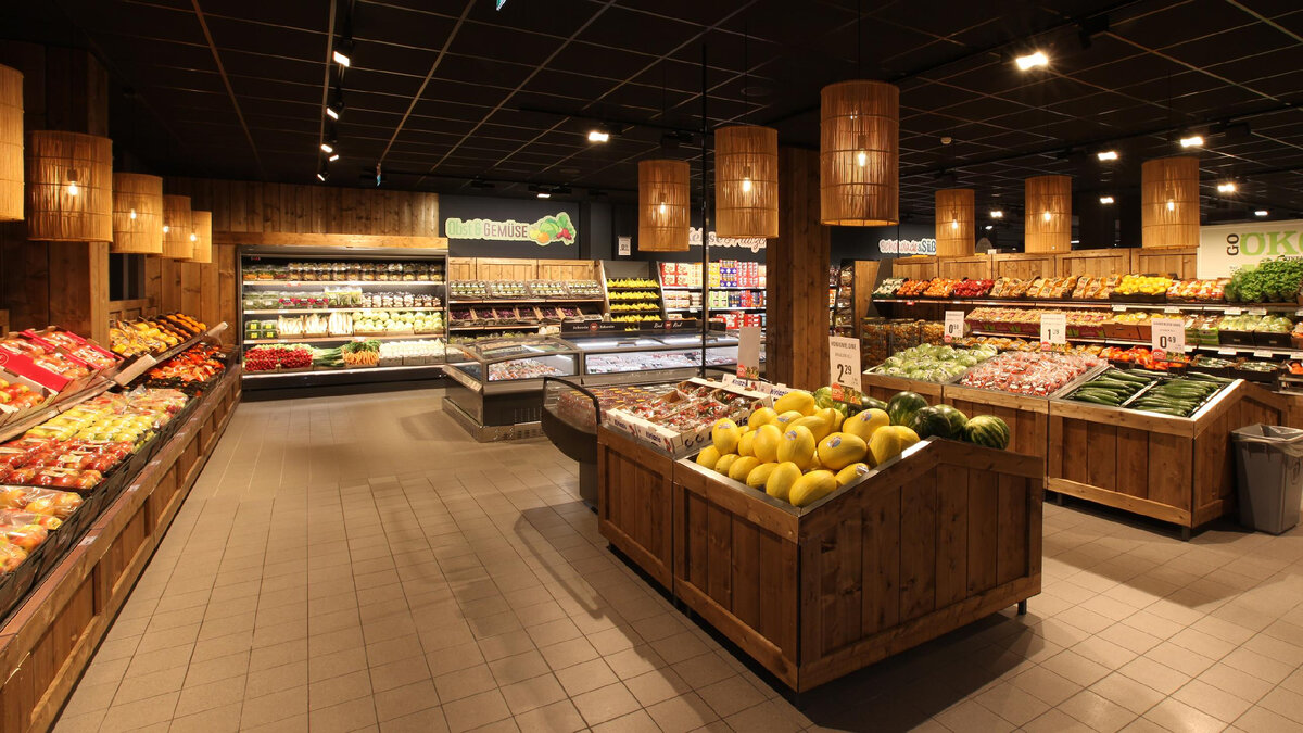 А вот так внутри. Не очень похож на "Светофор", правда?