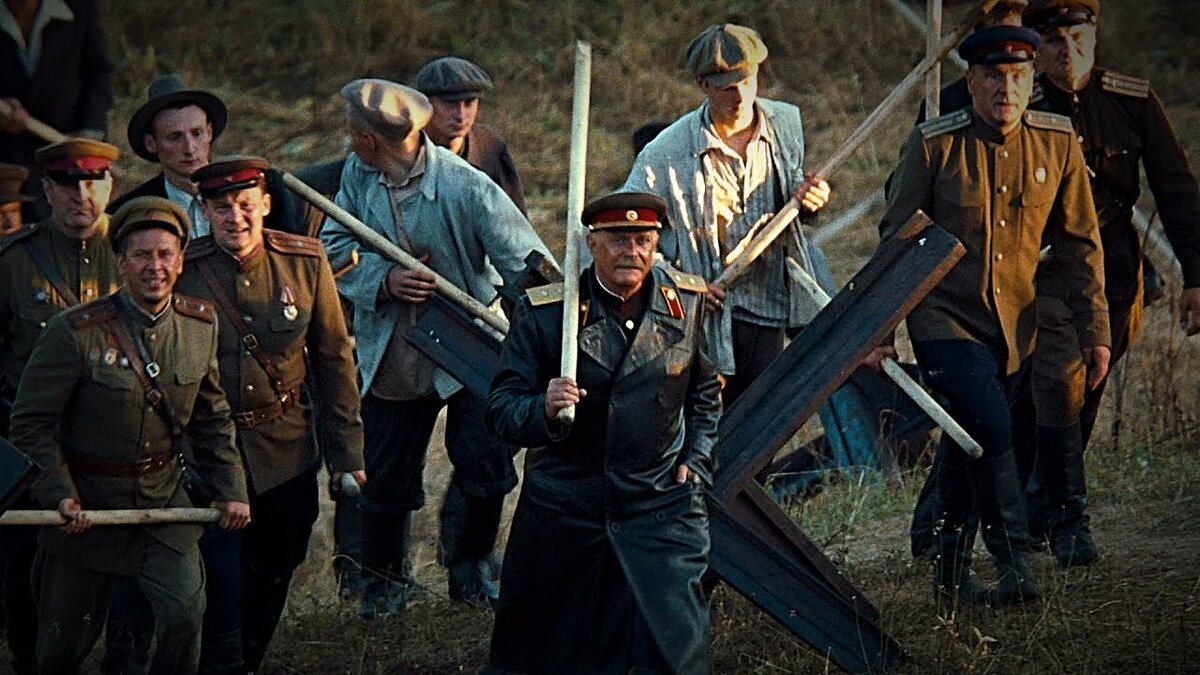 Странный факт человек который не понимает. Почему человек не понимает что ему говорят. Боже как я боюсь одиночества или сойти с пути. Цитаты о людях которые говорят за спиной. Цитаты про плохих людей.