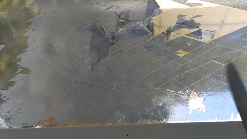 Зачем россияне заклеивают окна фольгой?