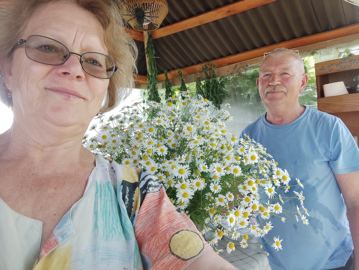 Это мы с мужем, почти 40 лет вместе