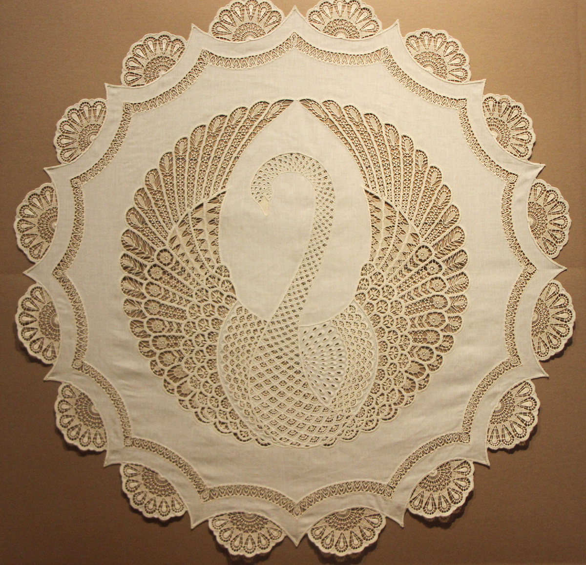 Панно "Царевна-Лебедь"