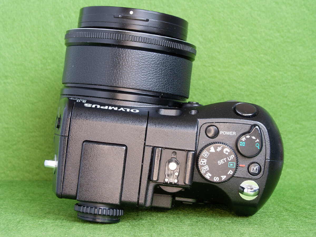 Olympus C-8080 Wide Zoom