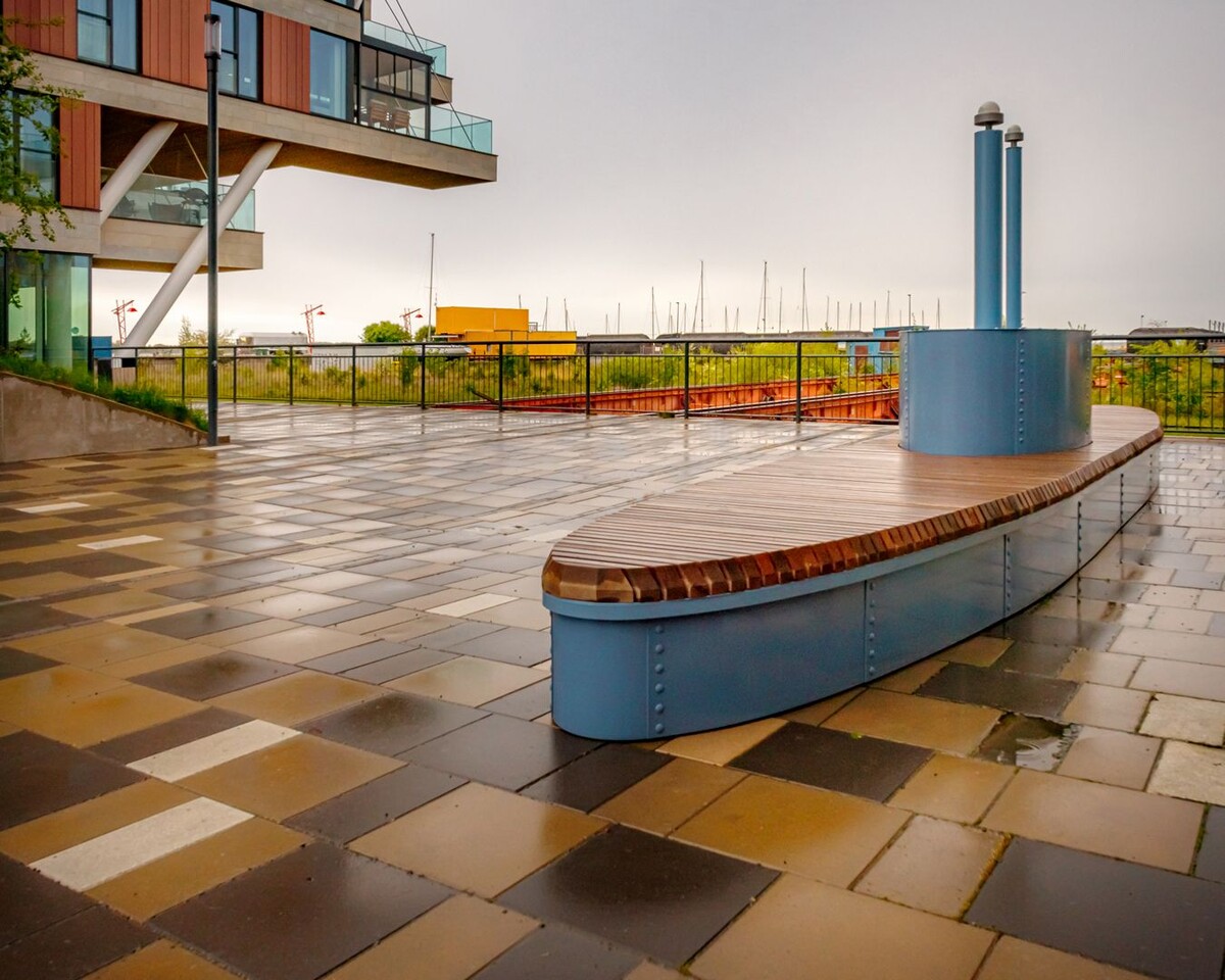 Igor Grafov
3 дн.  ·
Можно на подводную лодку сесть...
Noblessner, Tallinn ♦ https://www.facebook.com/groups/skameika/posts/3098279423662597/