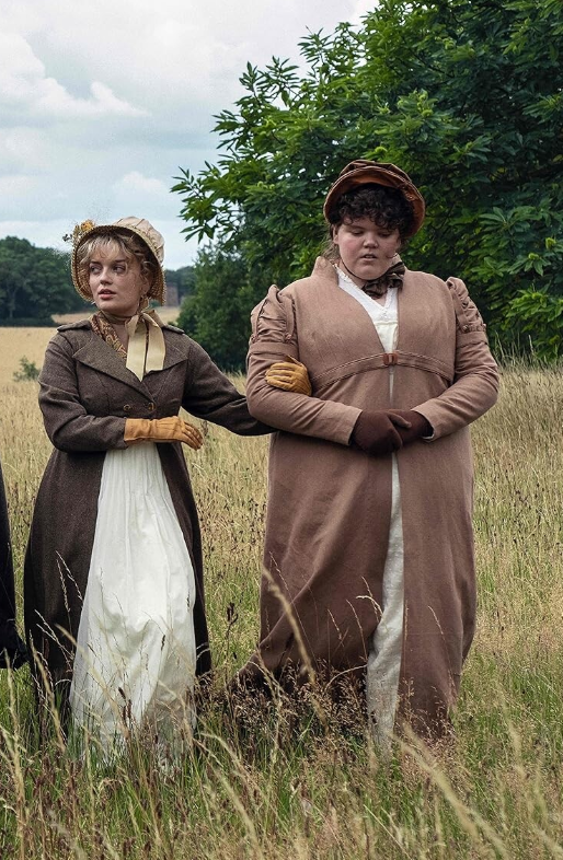 Пышная "резвушка" Китти и довольно взрослая "младшая дочь семейства"- Лидия