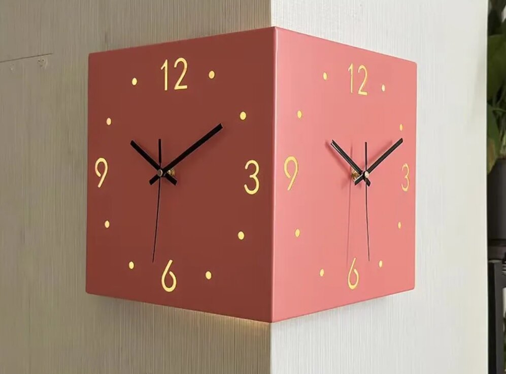 Двусторонние часы из Китая