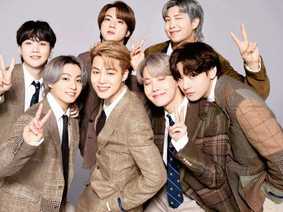 Группа-локомотив HYBE несомненно BTS