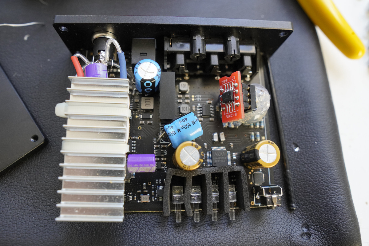 Законченый вид - внешнее питание, кроватка для ОУ
