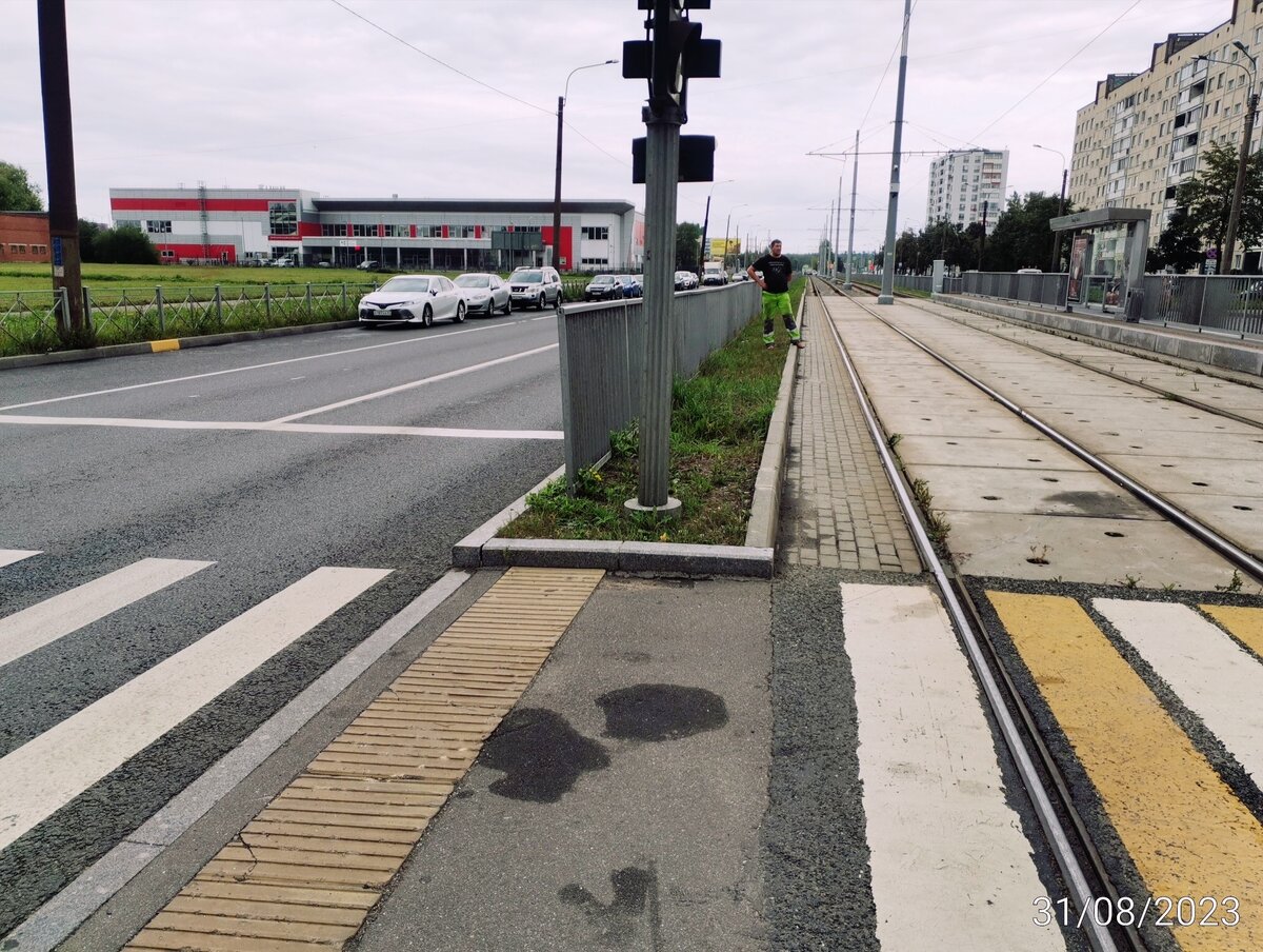 Фото сделано с того ракурса, с которого я видела дорогу.