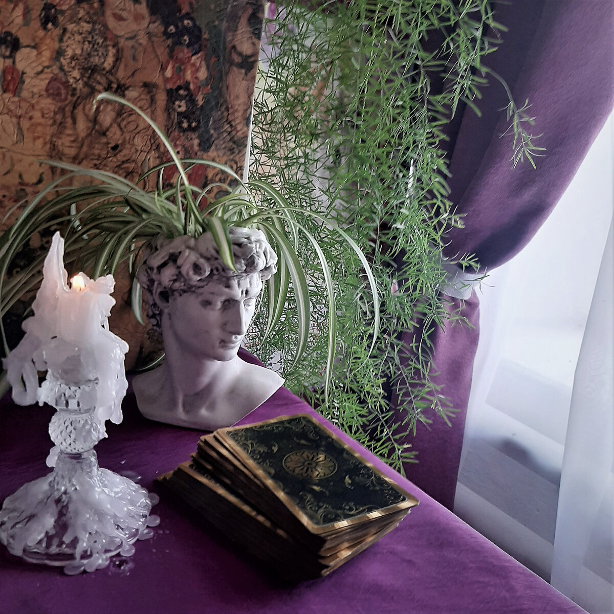 Карты ТАРО - это нечто таинственное, странное, и для многих непонятное