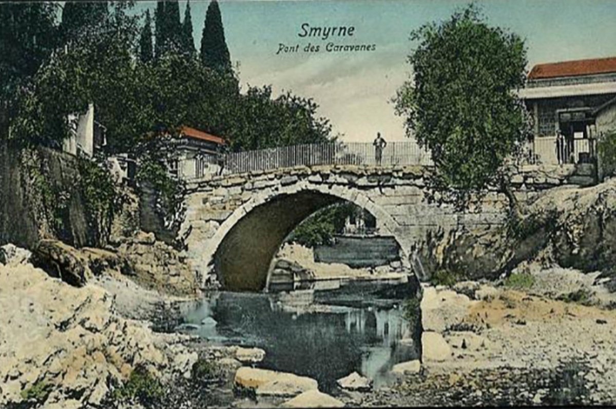 Мост в Измире (Турция), источник realty.rbc.ru