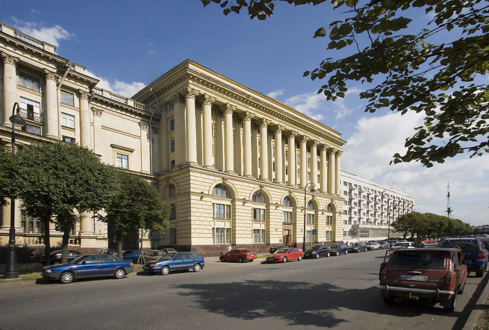 Ленинградский проектный институт, сейчас ЛЕННИИПРОЕКТ