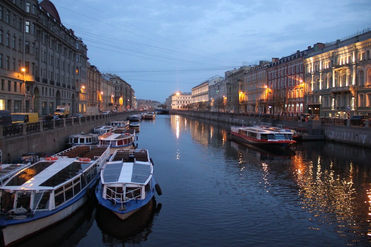 Пик белых ночей в Санкт Петербурге