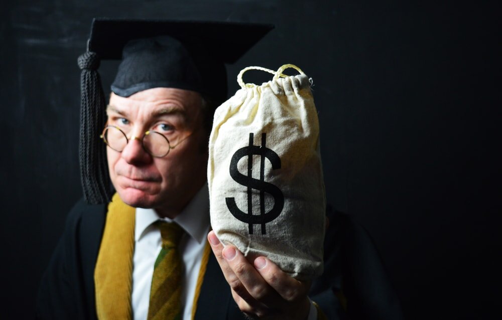 Как много денежных программ, о которых не знает учитель