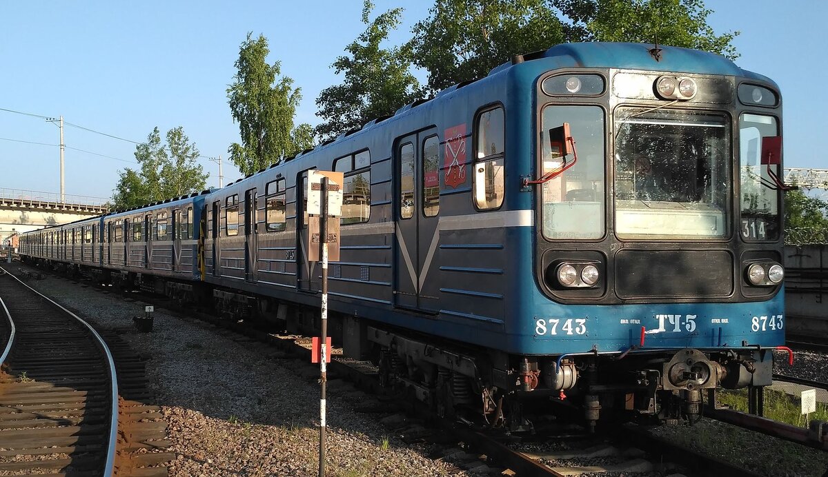 ТОП-5 экскурсий по метро в Санкт-Петербурге | Путешествия с БизнесБас | Дзен