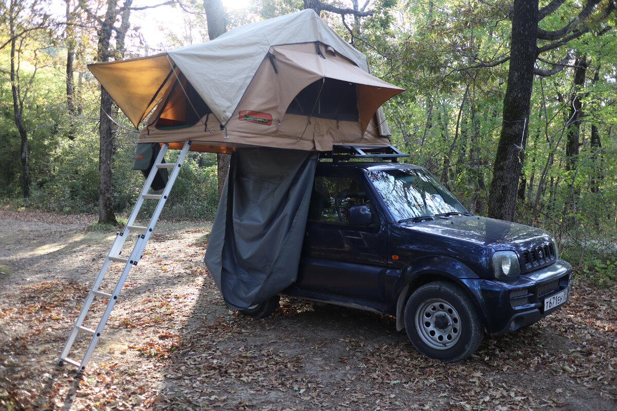 ОТПУСК В ПАЛАТКЕ НА КРЫШЕ SUZUKI JIMNY | Ну что там у вас? | Дзен