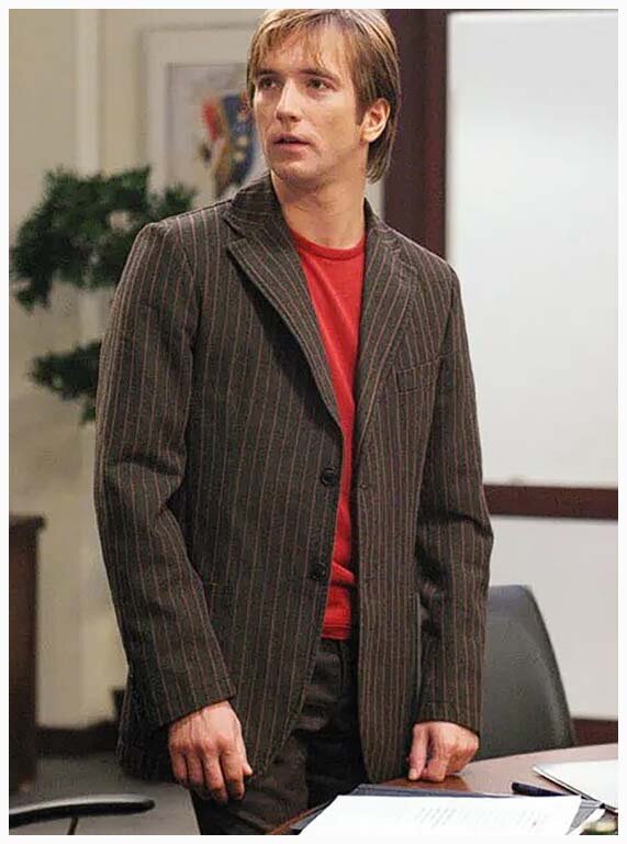 Петр красилов 2022. Пётр красилов не родись красивой. Петр красилов актер. Малиновский актер не родись. Малиновский актер не родись.