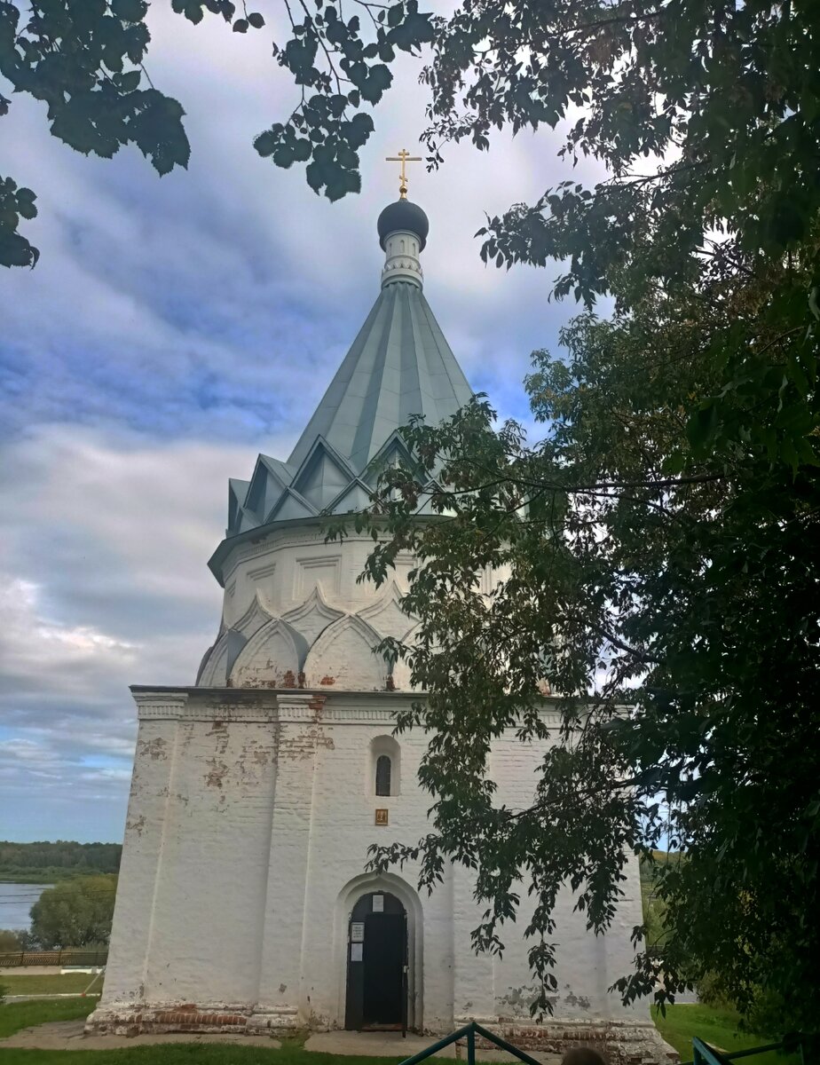 Церковь Космы и Демьяна