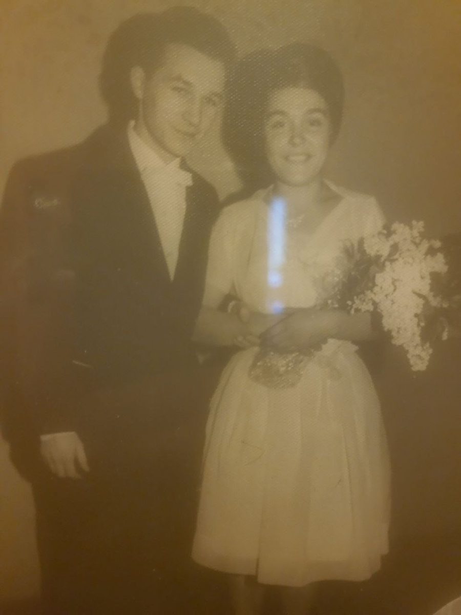 Тесть, теща и букет от Мдивани