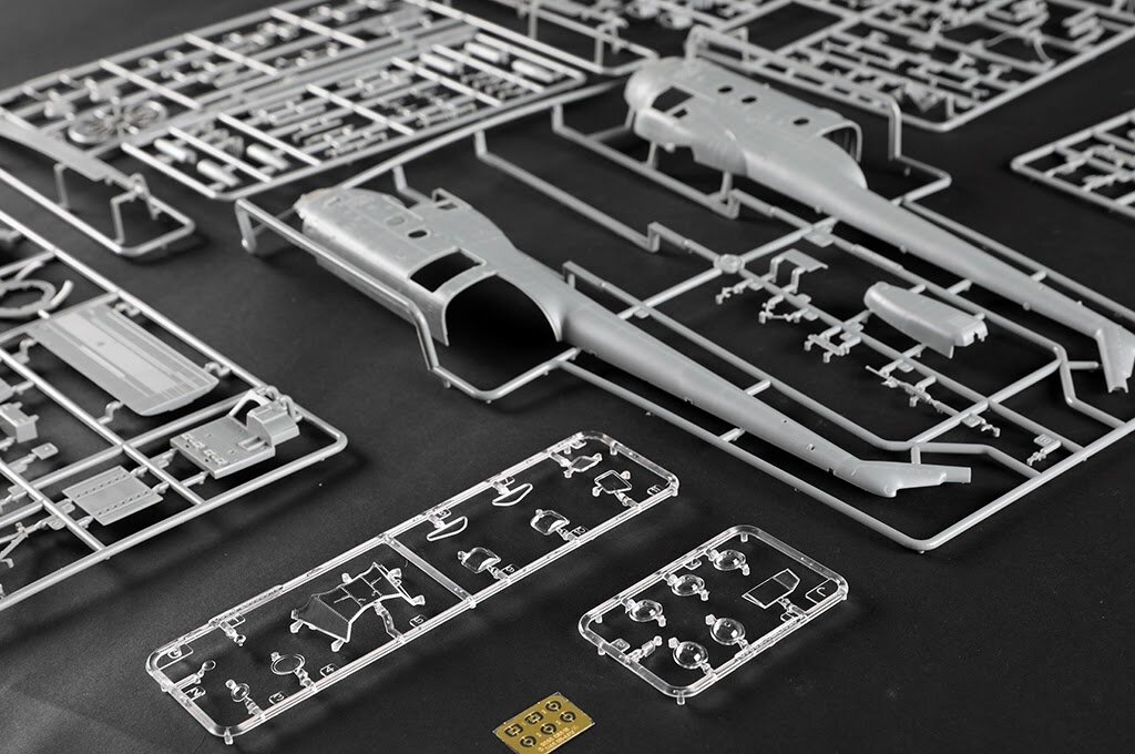 Приветствую друзья. Давно не было тизеров от Takom. Вот с него мы и начнем, тем более что он посвящен 10-летию компании. В выпуски не попадает интересующий вас производитель?-6-3