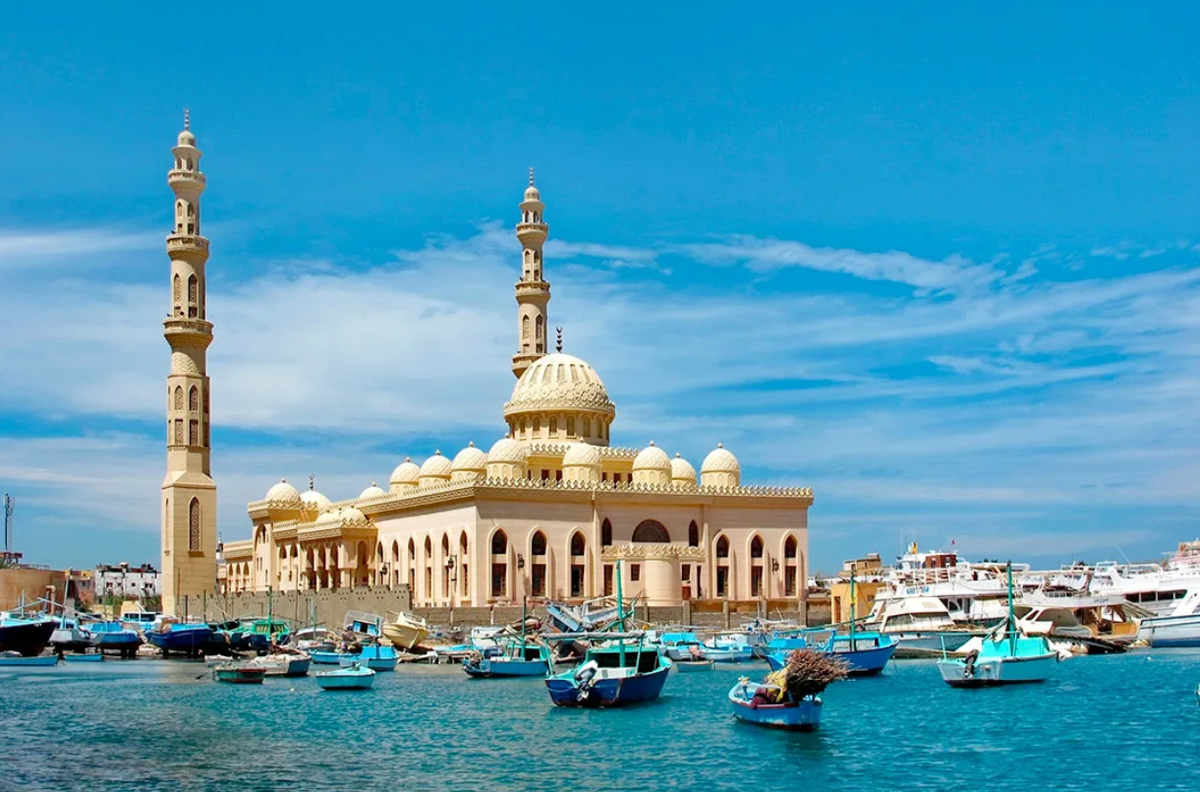 Мечеть в египте. Мечеть сахаба египет. Мечеть аль-ашраф египет. Мечеть абдульхасана эльшази. Мечеть тауфик египет.